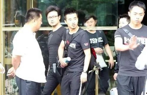 酒店偷拍吃瓜,揭秘隐私泄露背后的吃瓜真相